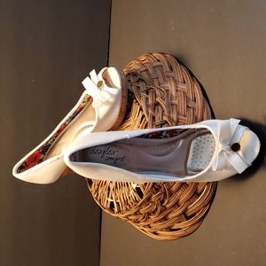 Dexflex Comfort - White Open Toe Cork Like Wedge Size 9 W